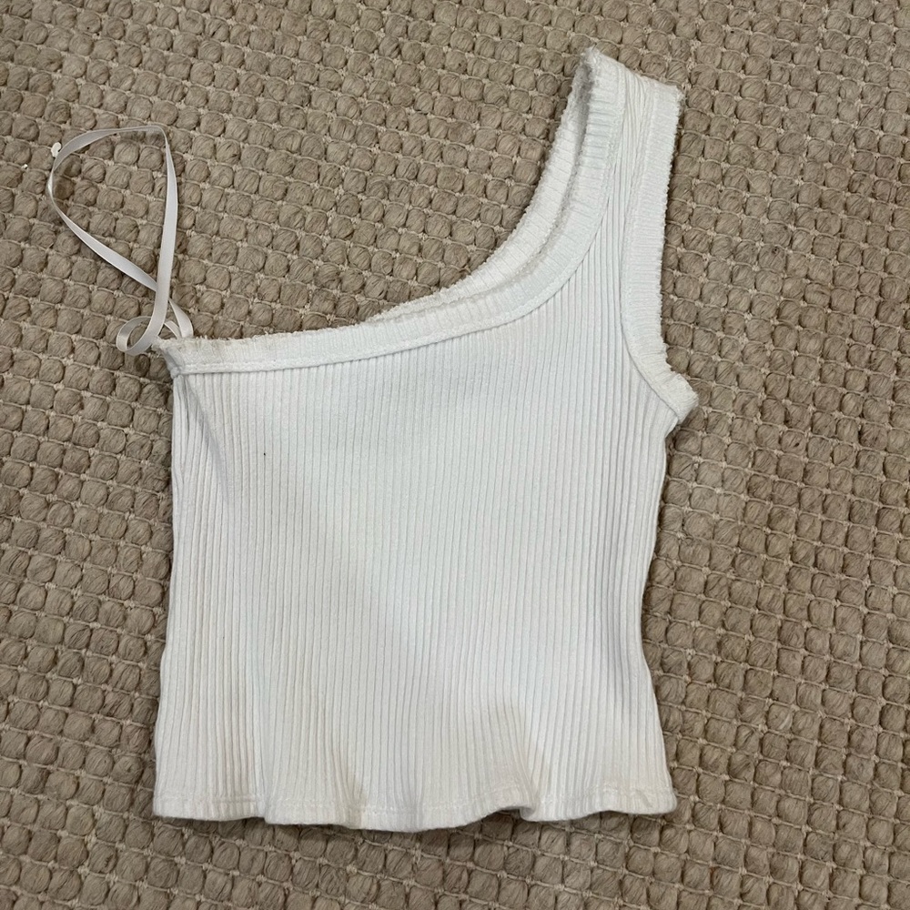Urban outfitters crop top
